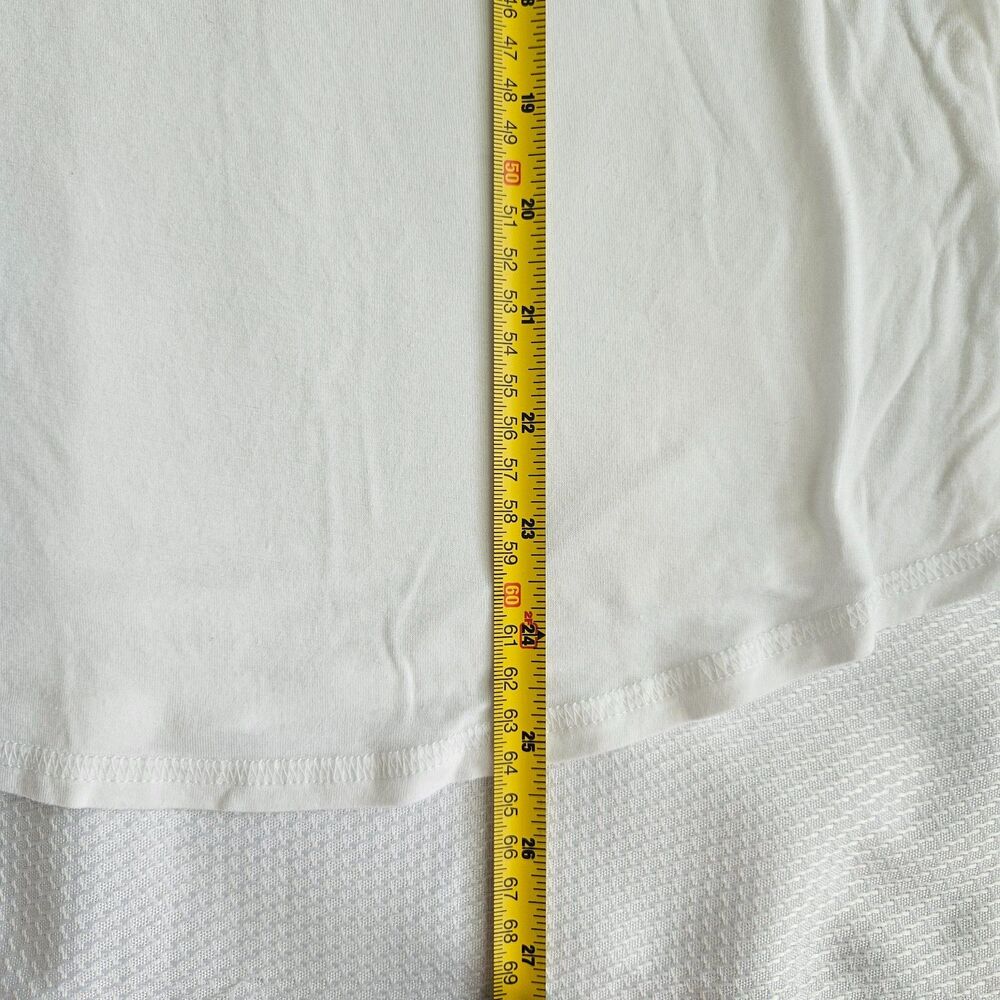 Eddie Bauer Medium white shirt womens - Picture 6 of 6